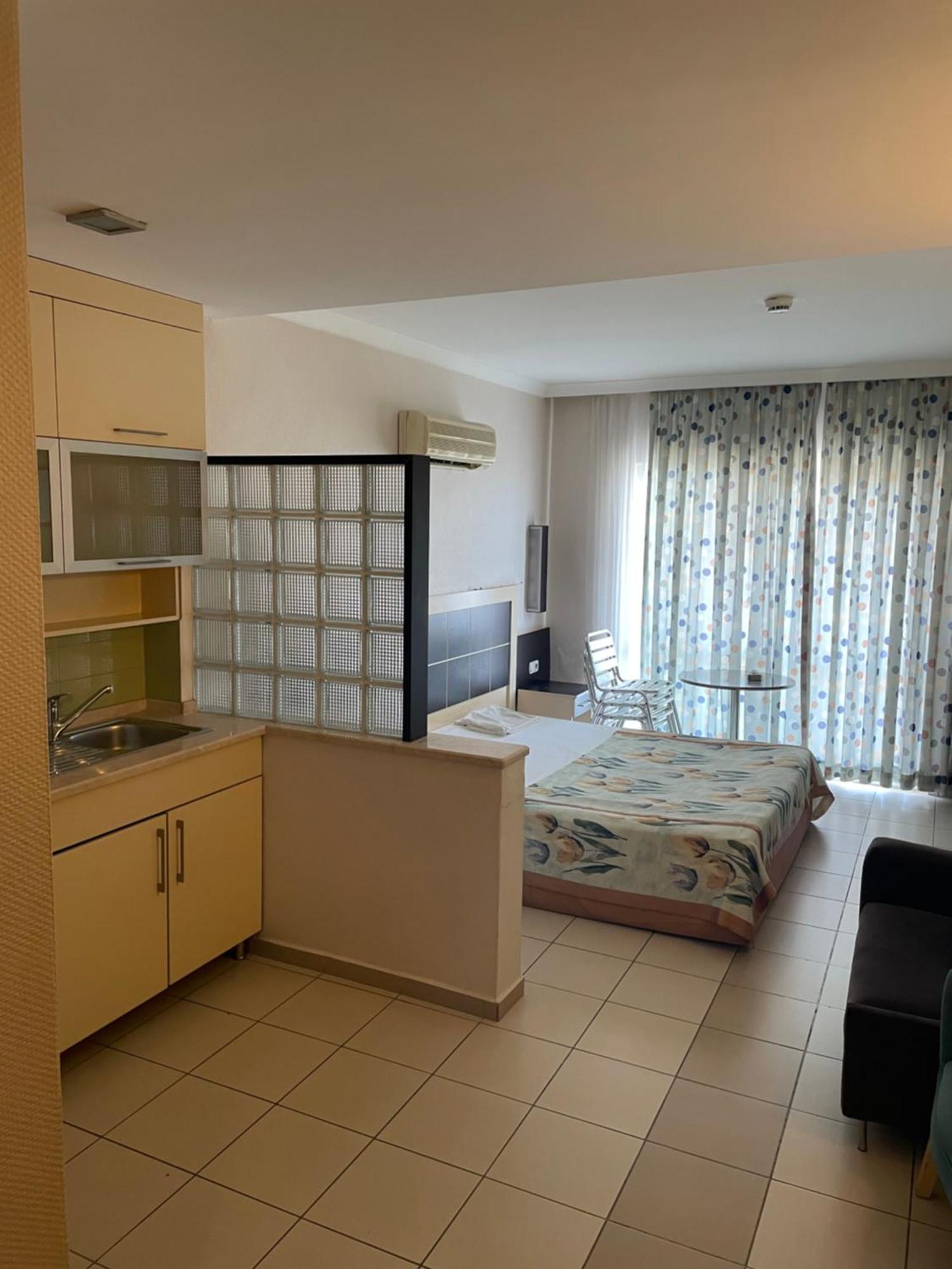 Okan Tower Apart Hotel Аланя Екстериор снимка